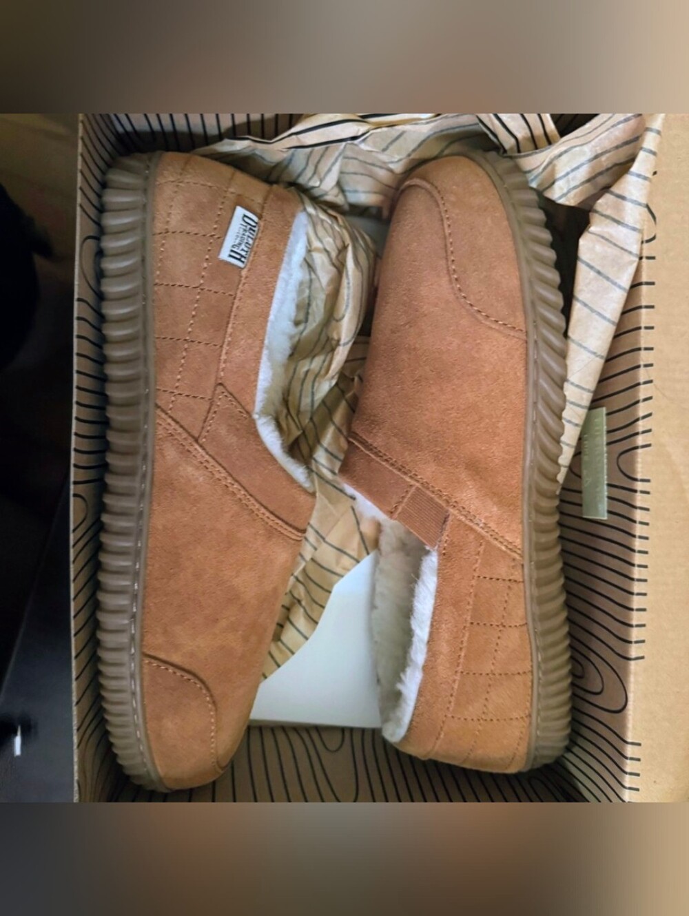Duluth Trading Co Shearling Lined Suede Moccasin Slippers Men's 11